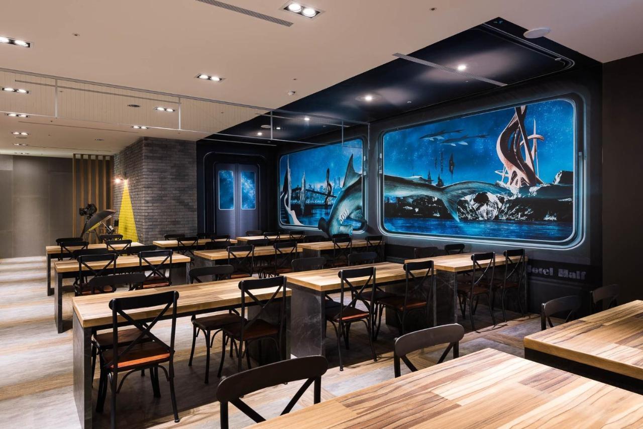 Hotel Half Taichung Exterior foto